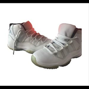 Legend Blue Jordan 11